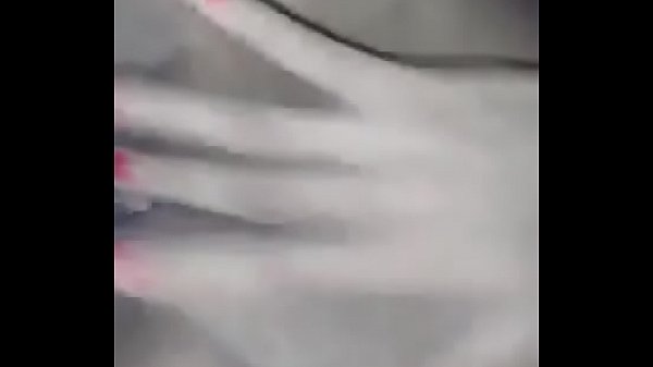 Garota masturba gostoso