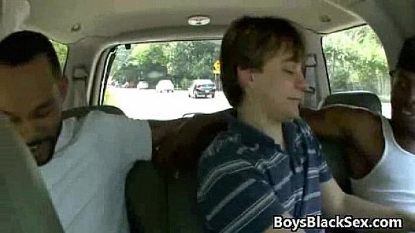 Muscular Black Dude Fuck White Gay Boy Hard - Blacks On Boys 12