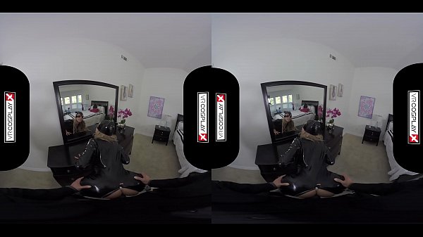 VR Sex With A Hot Catwoman Carmen Caliente Only on VRCosplayX.com