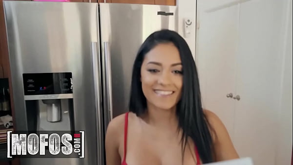 MOFOS  - Serena Santos, Tyler Steel - Call The Cocksmith  