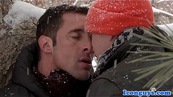 Cocksucked buff hunk fucking his lover  