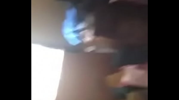 Detroit Rat throwing neck in a trap