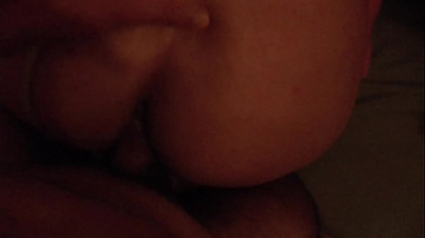 me gusta que me follen mirando mis nalgas  