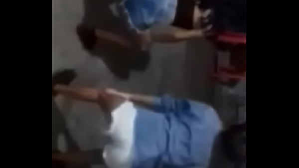 Ninfeta dan&ccedil;ando  