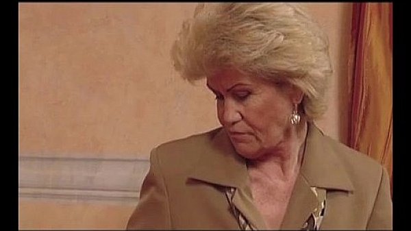 Granny Effie loves hard fucking