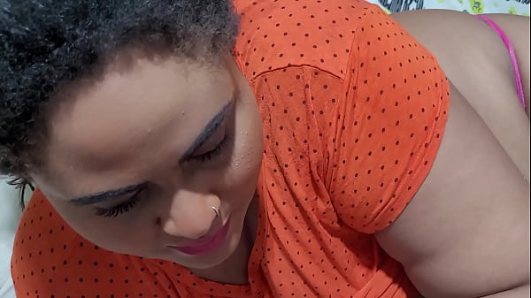 Minha professora tem um grande squirt( Gozou em jato)