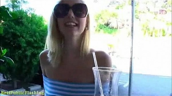 Rylie Richman Mini-skirt flashing babe