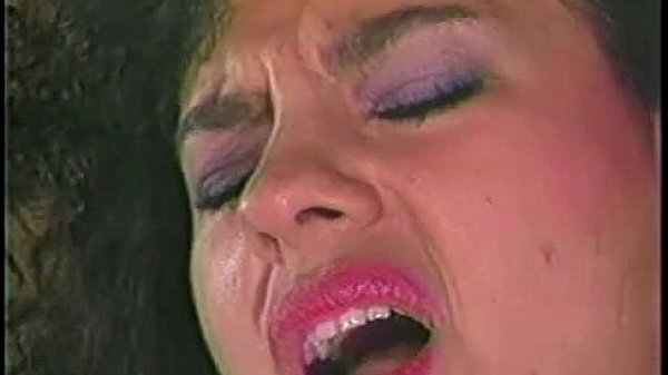 These girls love pussies