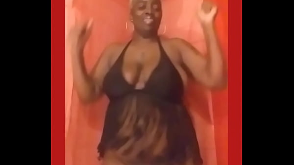 NPLEASURES Cool Off with Missy Elliot