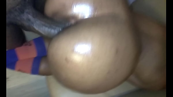 Homemade Old throw back video big booty ebony oiled up and fucked doggy style!