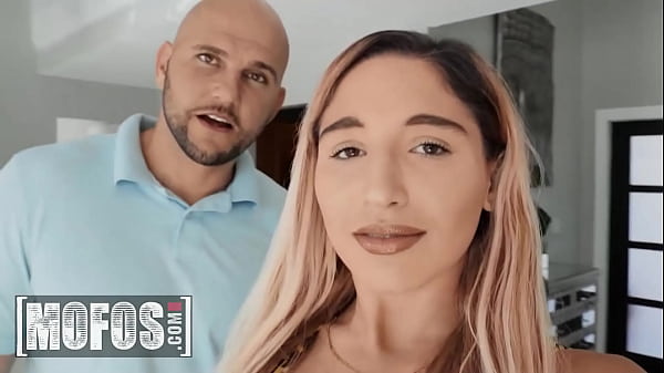 MOFOS - Abella Danger, JMac - Breaking Danger