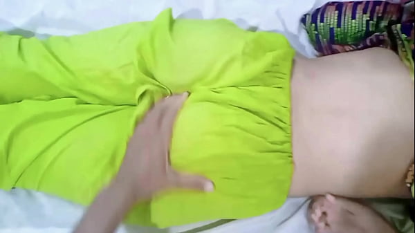 Jija sali during body massage and fucked her hard Massage ke bahne chudayi