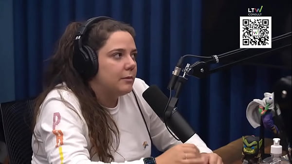 MALENA - Flow Podcast #392 - Malena &eacute; uma das criadoras de conte&uacute;do mais antigas do youtube.  
