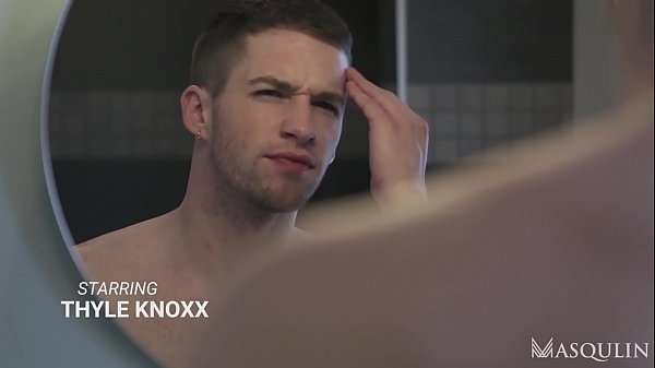 Popular social media personality, Thyle Knoxx desperate fuck Igor Romani no condom