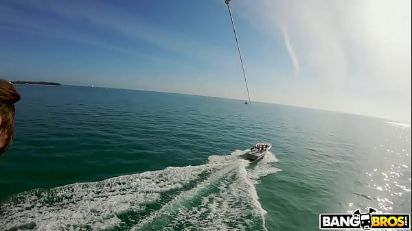 Kira&rsquo;s Sexy Vacation Day 2