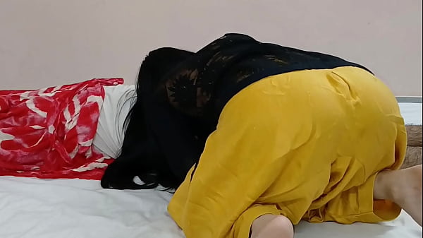 भाभी की प्यासी टाइट चूत की चुदाई हिंदी सेक्स वीडियो