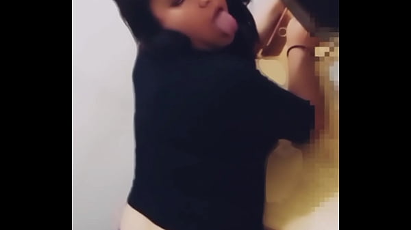 Penetrarme rico papi as&iacute; quiero  