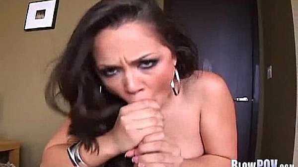 Slut gives a sloppy bj 231