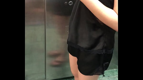 Con h&agrave;ng cave