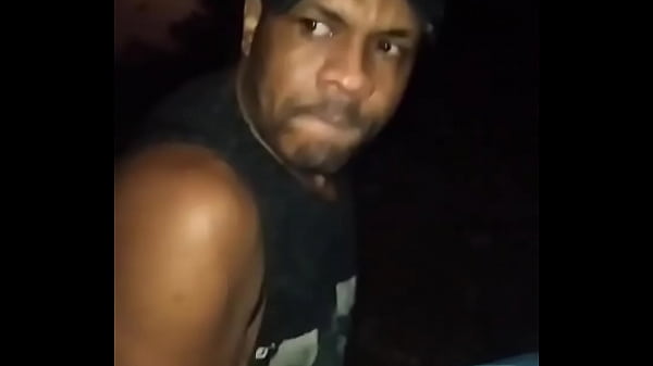 Cara ficou afim de ter duas rola ent&atilde;o ele teve