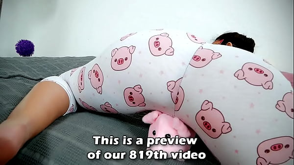 Perfect Ass Latina Babe and Lovely Natural Boobs Playing With Her Pig