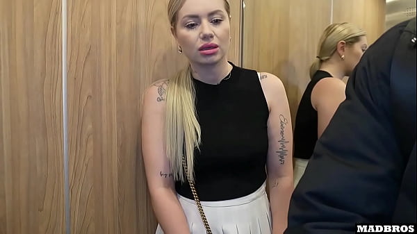 A Good French Blonde Stuck And Fucked In An Elevator And EVEN In A Parking Lot In Anal !!!