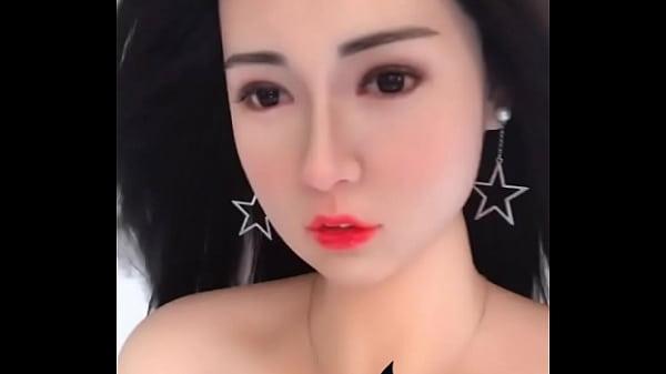 AUTOMATIC WOMAN What does the word &bdquo;simp&rdquo; mean nowadays?. According to some sources, it is an abbreviation of the words "someone who idolizes mediocre pussy"  