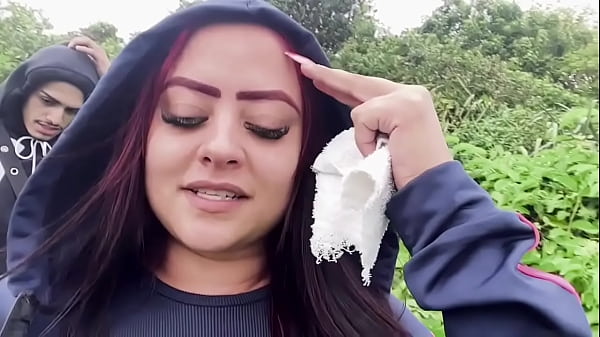 Novinho me fodeu na praia e quase que os turistas pegam n&oacute;s no flagrante