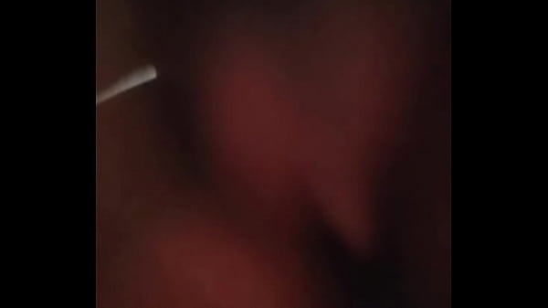 Mi mujer me entrega su rico culito parado  