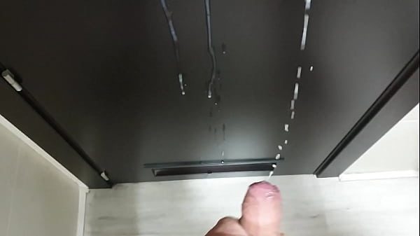 Soltando una gran corrida  