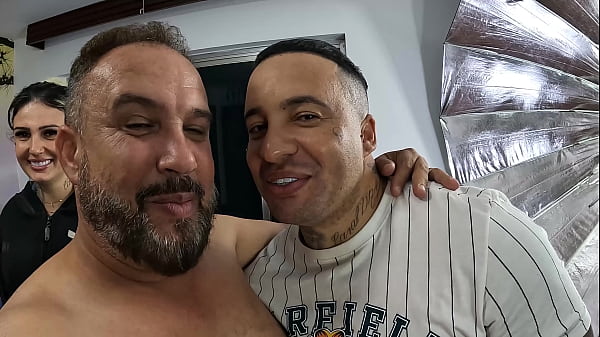 Binho Ted quer liberar a troco de um Pix - Bea Cherry e Casal Dna