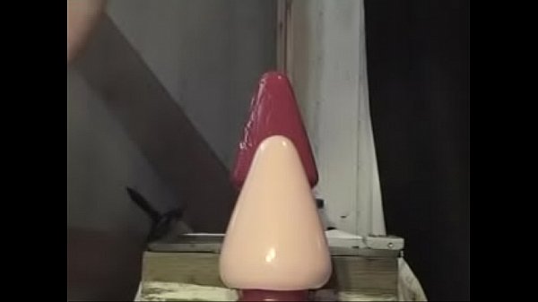 gaping ass on giant toys