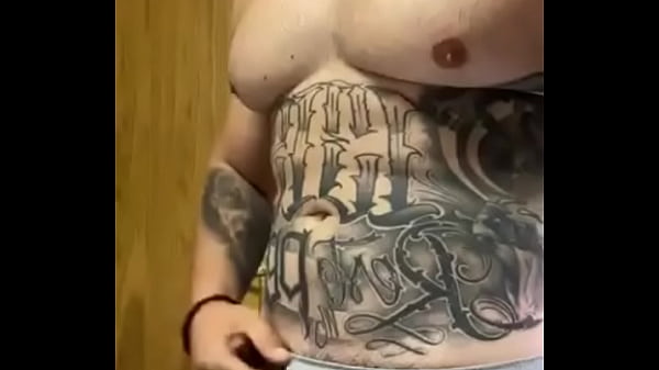 Lindo Bear gostoso famoso no Instagram, muito tesudo 