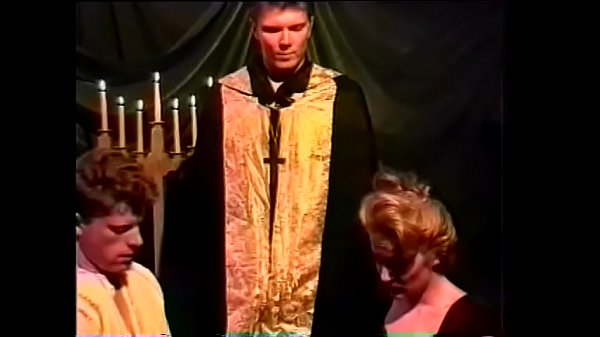 Priest can grant absolution young couple after the fulfilment of some conditions