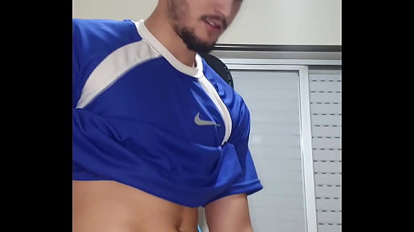 Erick Diaz One Waiting Up Video