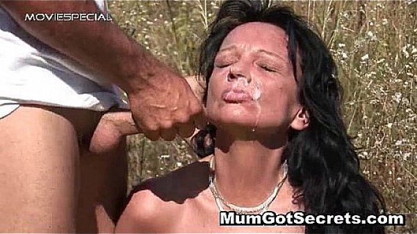 Horny MILF gets fucked hard outdoor