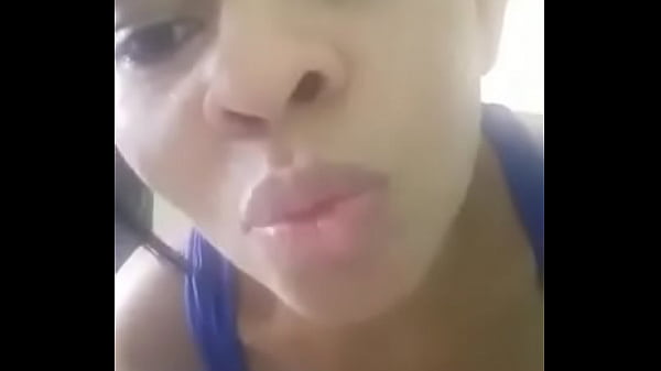 Morena toda peladinha