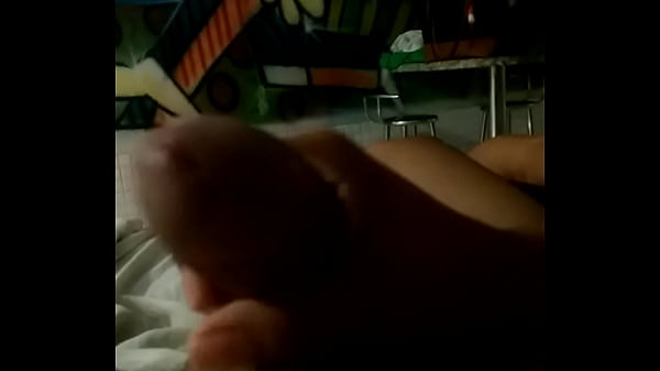 BATENDO UMA BEM GOSTOSA NO MEU PAU  