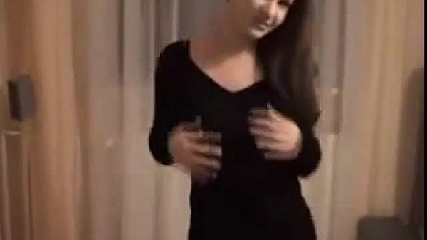 Lonely housewife enjoys the Gardner