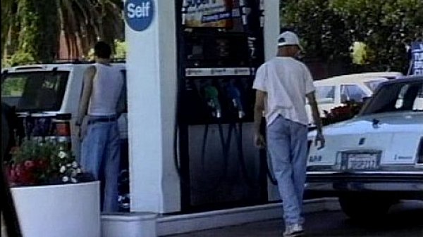 Pacific Sun - Voyuer - scene 2 