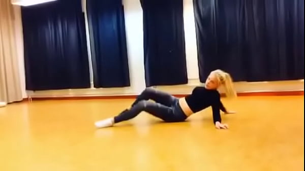 trim.6C30258F-A89F-44C9-88EE-0D004802703E.MOV 