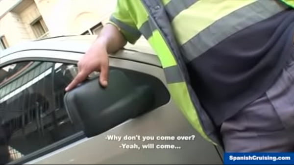 A recolector de basura heterosexual le chupan la pija