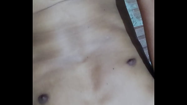 Follando un rico culito transparente 