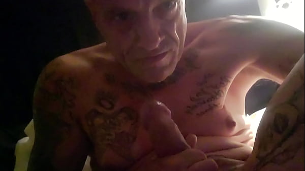 Watch close  britts mic.