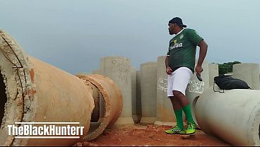 Todo suado ap&oacute;s o jogo passei na constru&ccedil;&atilde;o pra dar uma gozada 