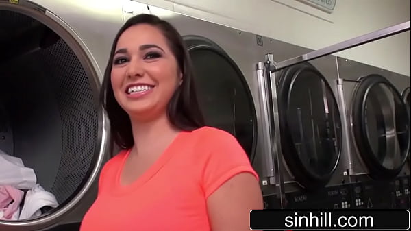 Heartbroken Big Natural Tits Beauty Makes Sex Tape With Stranger