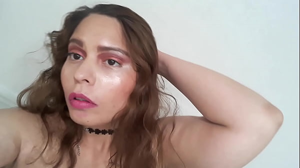 NASTY BITCH JUICY PEE