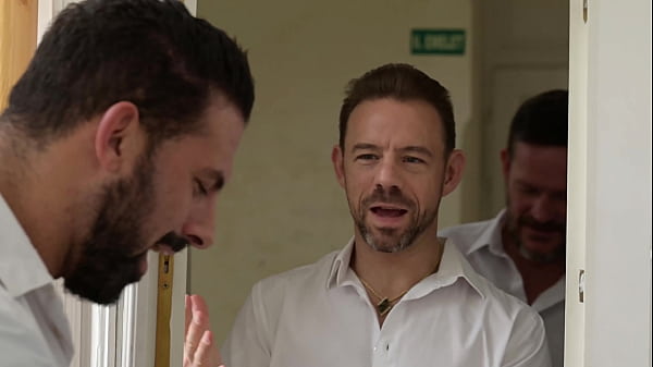 Roller accident Chapter 2: Bi Hotties Mia Trejsi And Novella Night Share Facials After DP Gangbang GP3010