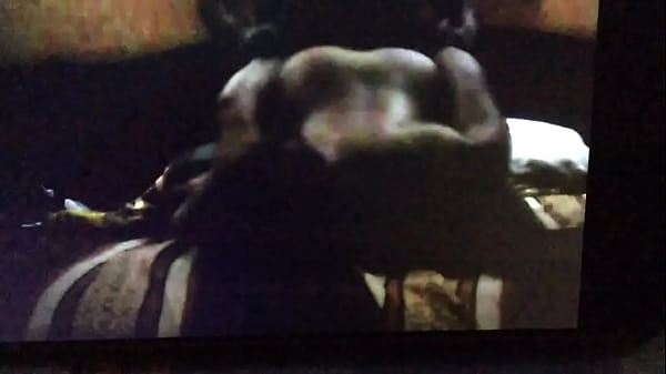 Disfrutando de mi puta gritona