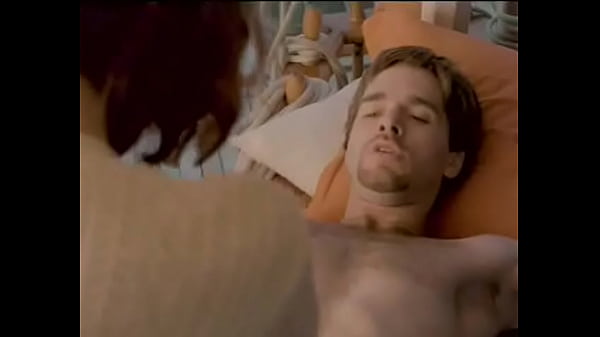 Molly Ringwalds Tits 1